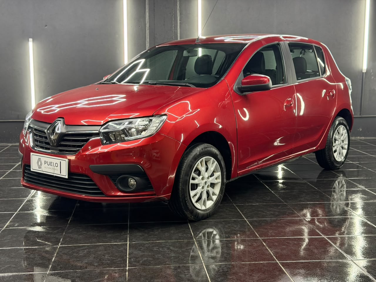 RENAULT SANDERO